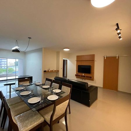 Apartamento Com Piscina No Centro Lägenhet Ubatuba Exteriör bild