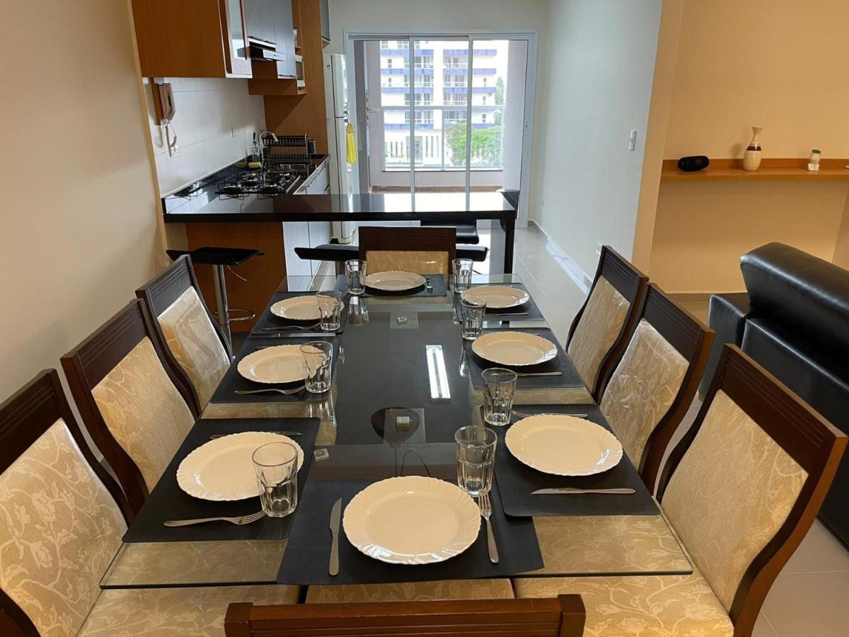 Apartamento Com Piscina No Centro Lägenhet Ubatuba Exteriör bild