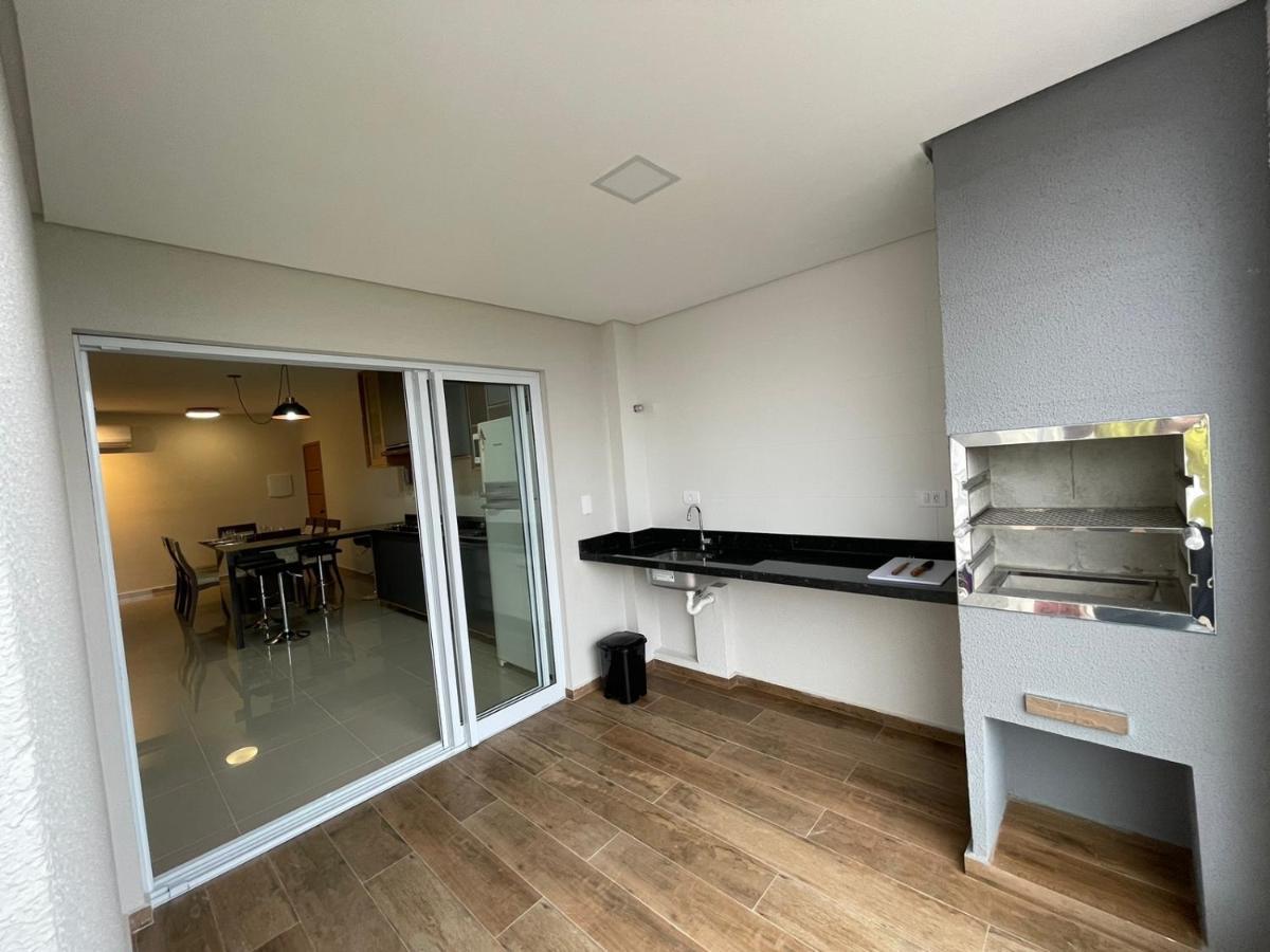 Apartamento Com Piscina No Centro Lägenhet Ubatuba Exteriör bild