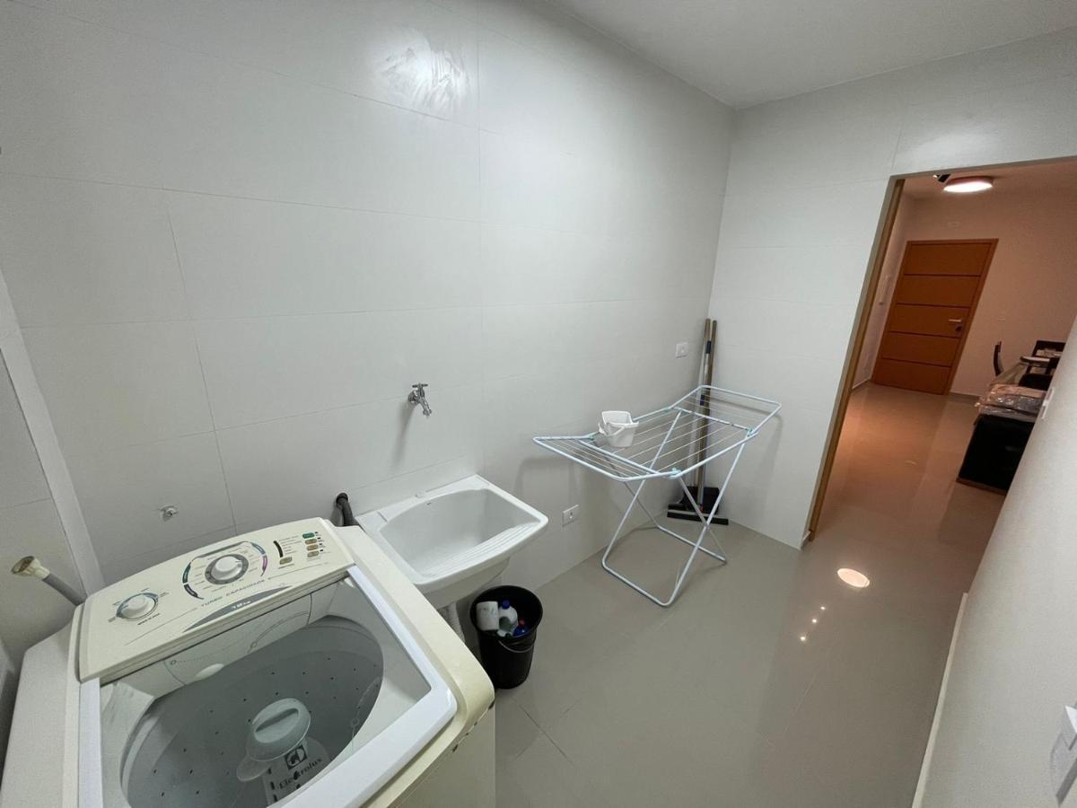 Apartamento Com Piscina No Centro Lägenhet Ubatuba Exteriör bild