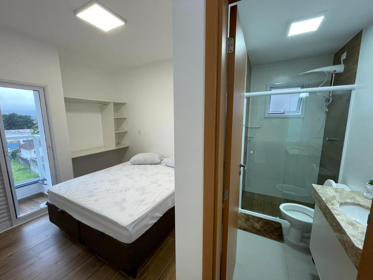 Apartamento Com Piscina No Centro Lägenhet Ubatuba Exteriör bild